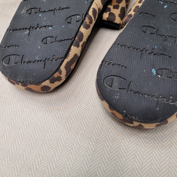 Champion slip on shoes in leopard - Picture 4 of 11